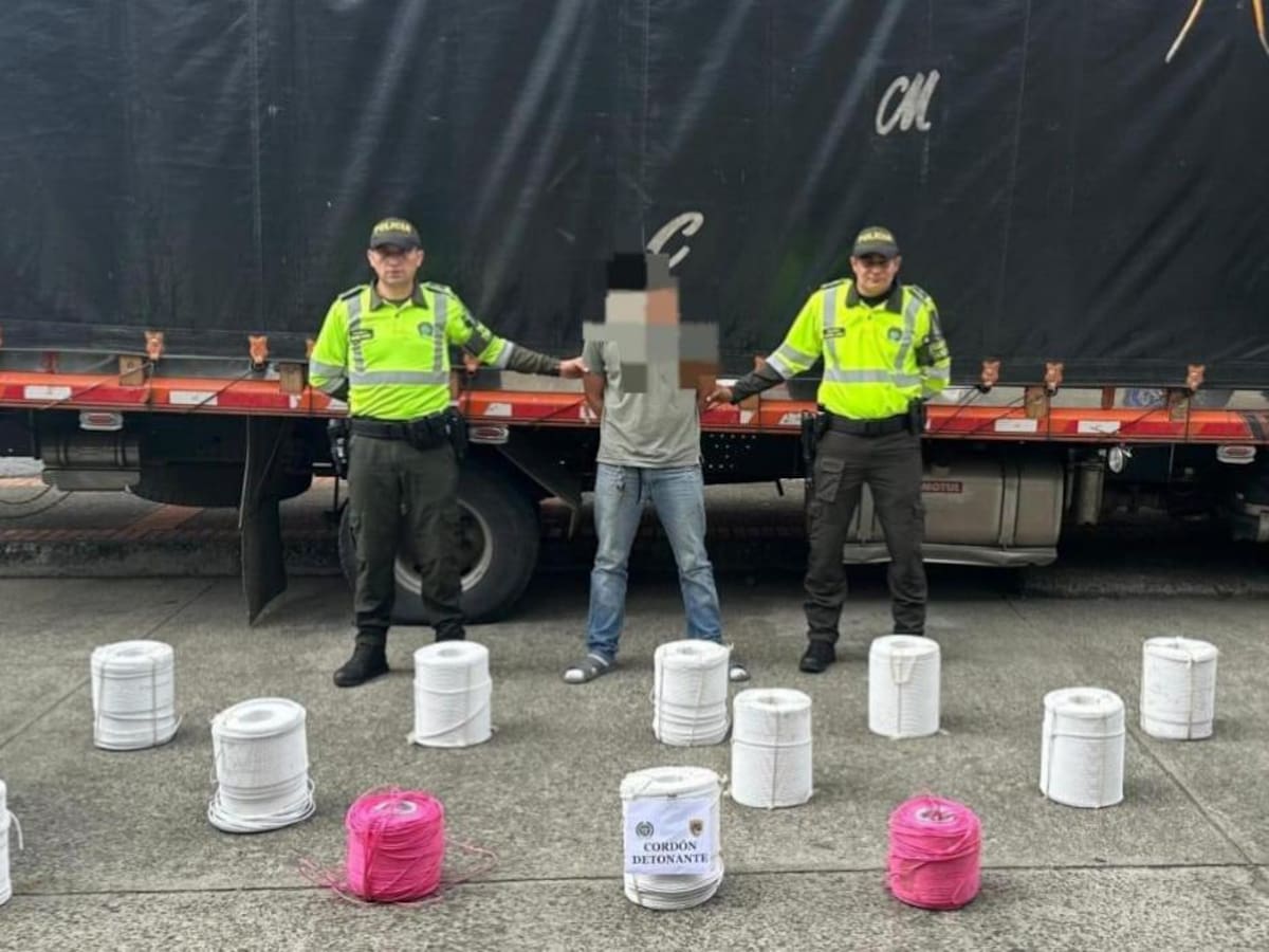 Policía de Tránsito incautó material explosivo en la vía Manizales- Medellín