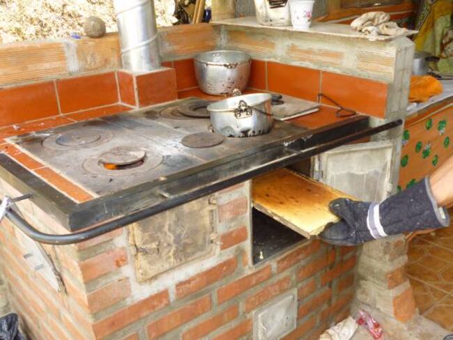 En Caldas construyeron estufas Ecoeficientes