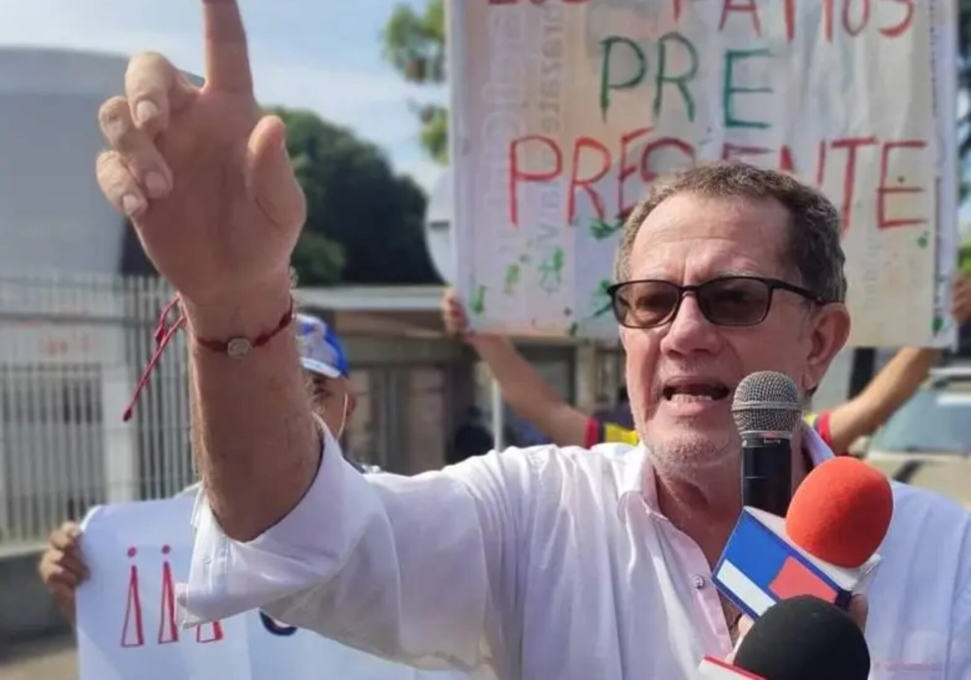 Periodista Jaime Vásquez