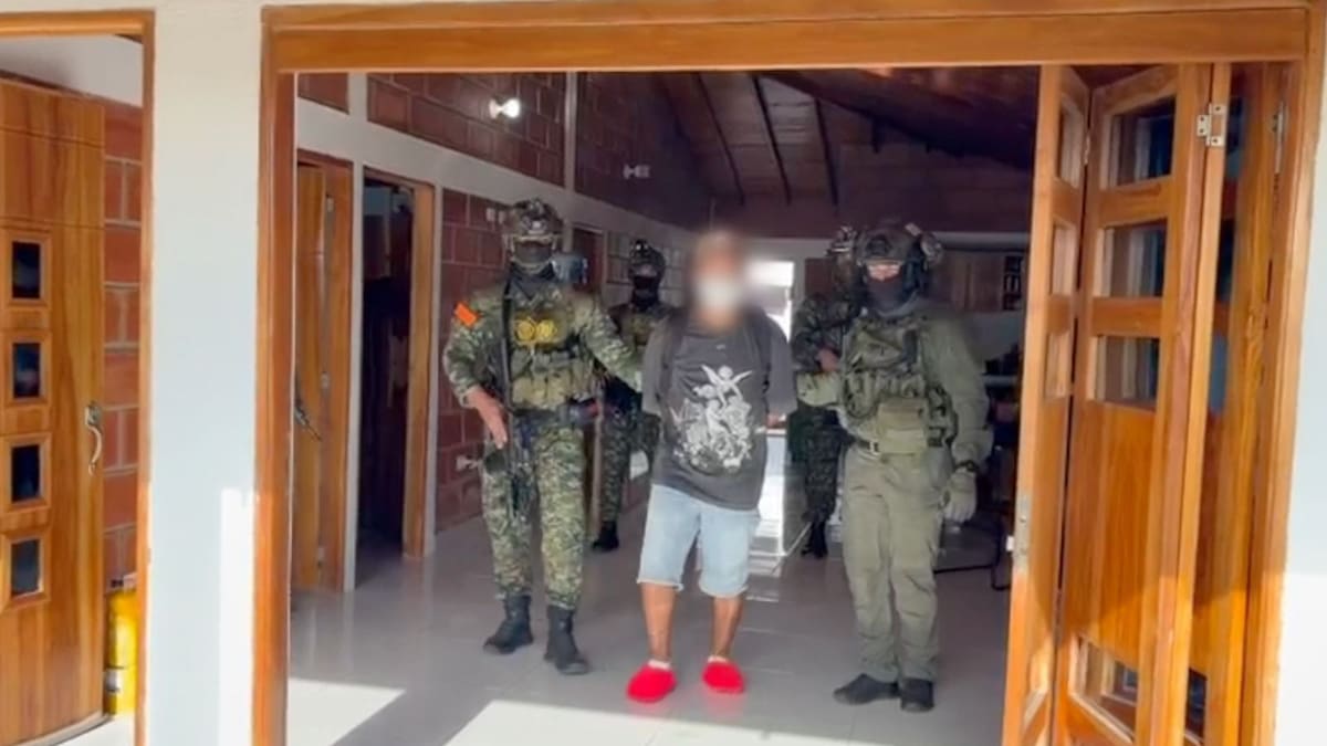 Detalles: Al influencer Javier Arias Stun lo capturaron con cinco armas y casi dos mil cartuchos