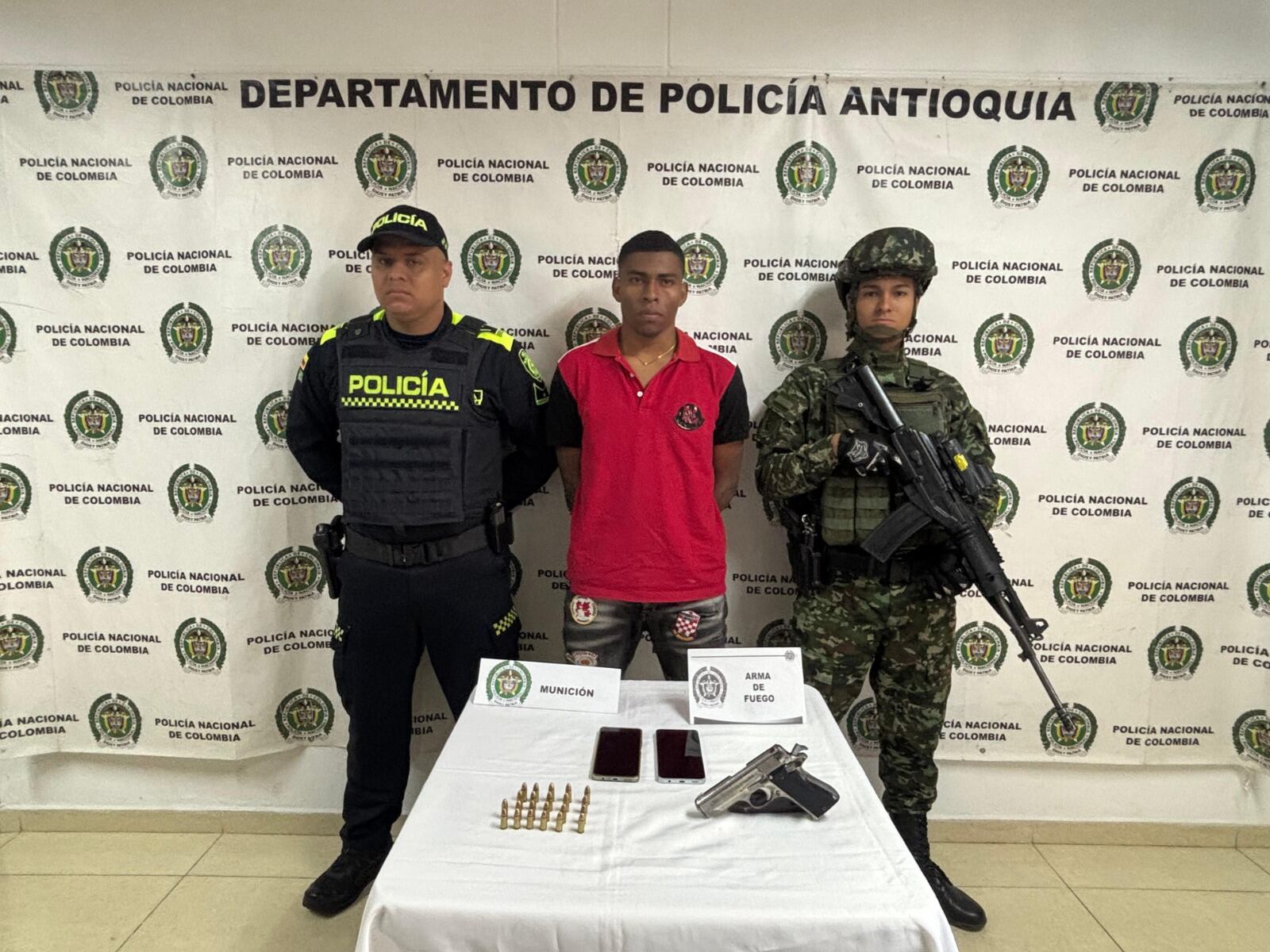 Capturado alias Lucumí, cabecilla del Clan del Golfo en Antioquia. Foto: Policía Ant.