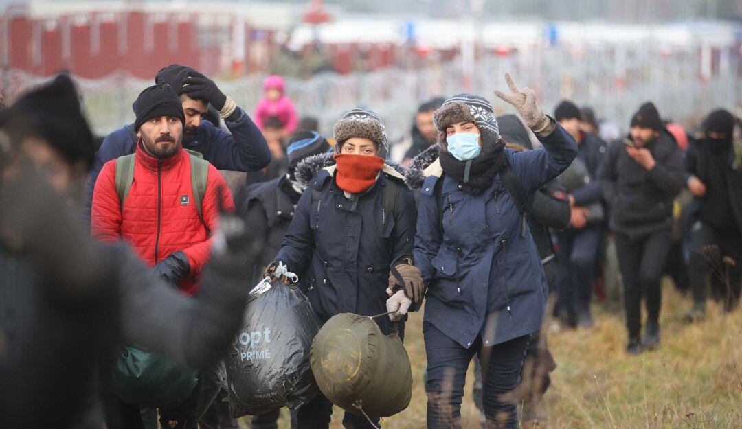 Migrantes en la frontera con Polonia