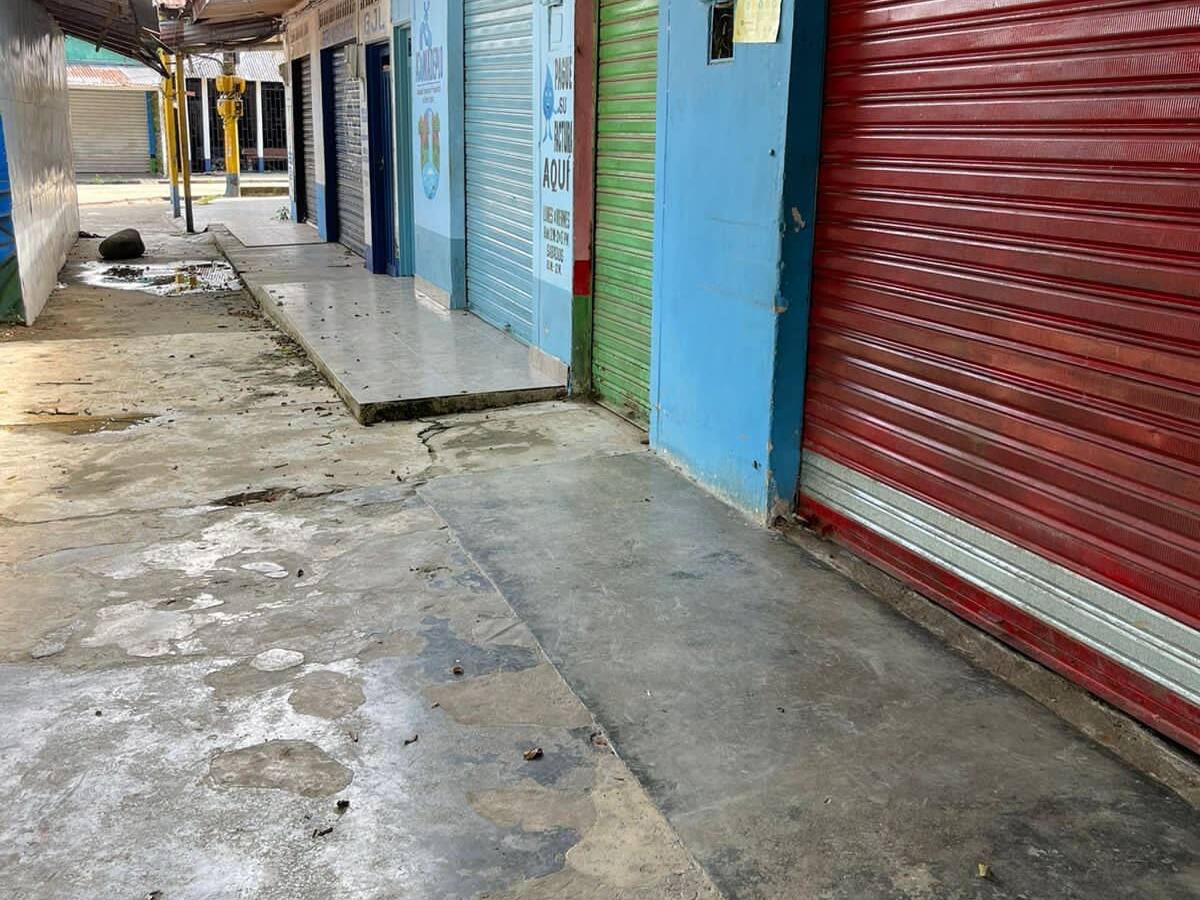 Comercio y escuelas siguen cerrados por amenazas de grupos armados en El Bagre