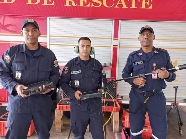 Grupo de bomberos caleños especializado viaja a Turquía