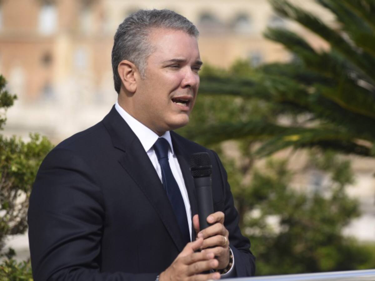 Duque pide JEP “certificar rápidamente” si ex Farc siguen o no en acuerdo