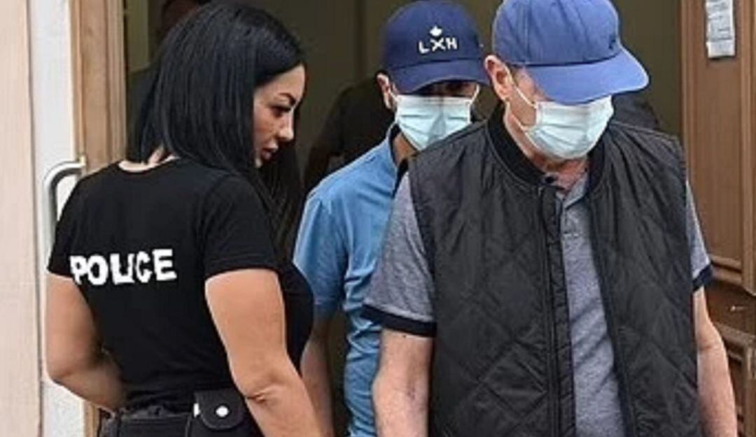 Escolta generó sensación por su retaguardia en medio de un arresto