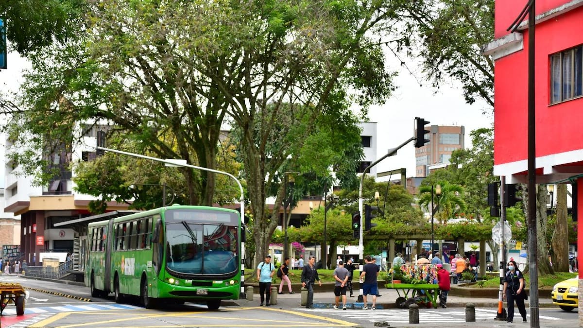 En Pereira, habrá multas con fotodetección por invadir el carril exclusivo de Megabús