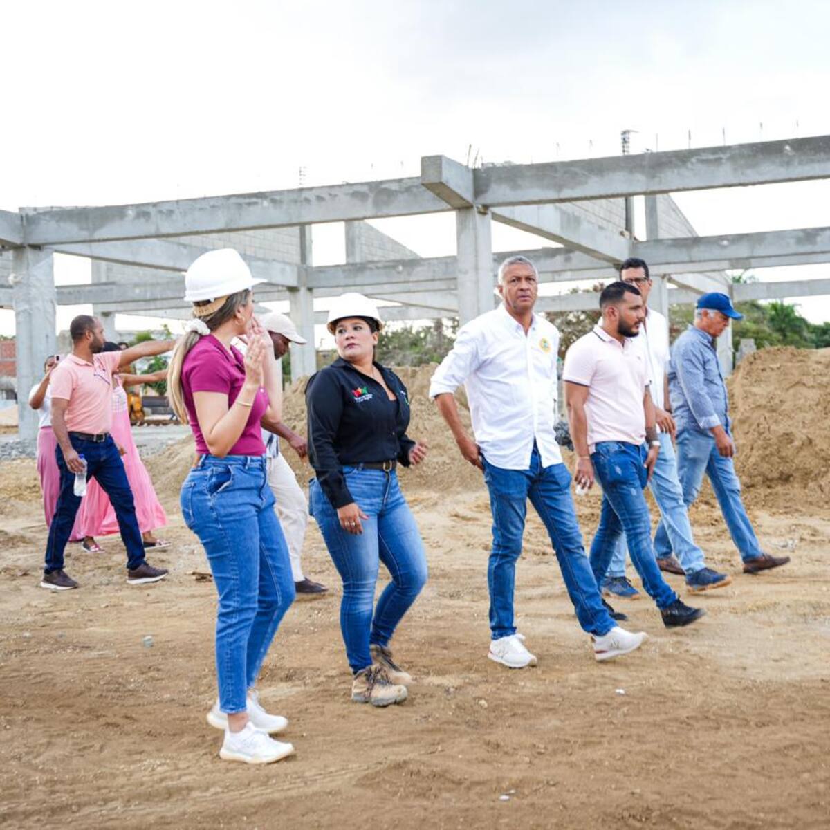 Distrito invertirá más de $70 mil millones en infraestructura educativa