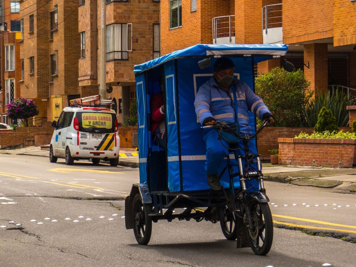 ¿Es legal el servicio de bicitaxi en Colombia? Esto dice la regulación del Ministerio de Transporte