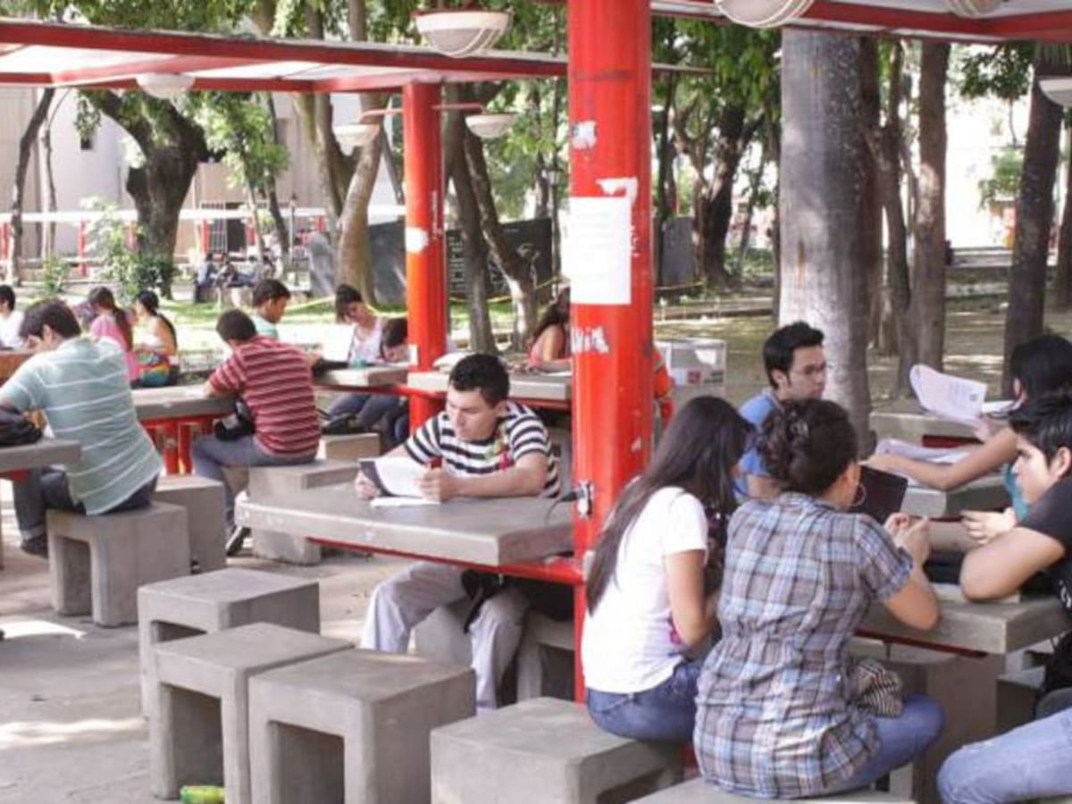 Comunidad universitaria respalda medidas del gobierno para el campus
