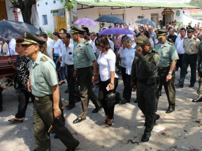 Se cumplieron exequias de la madre del subdirector de Policía en Guamo