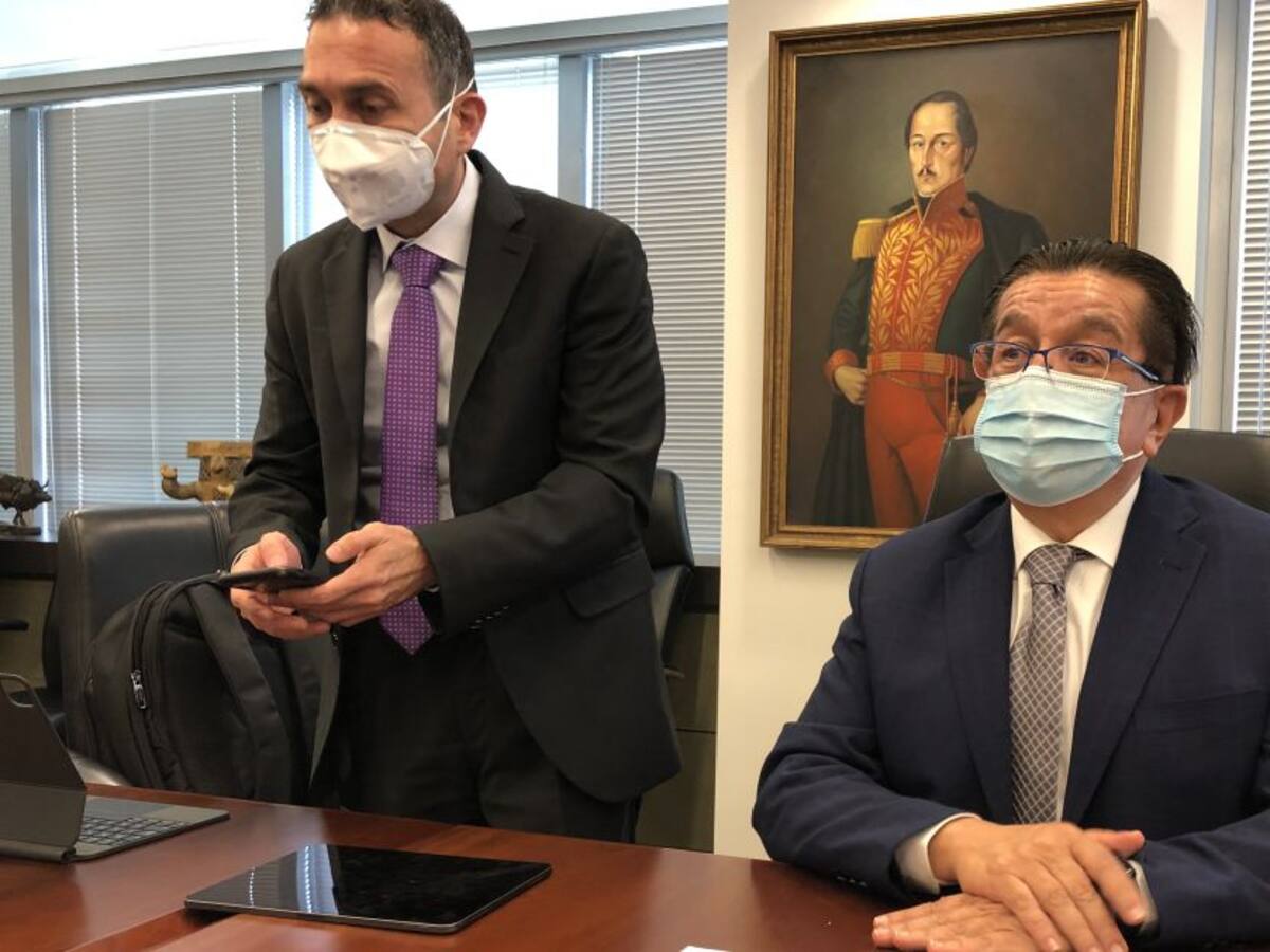 Colombia ya presupuesta compra de vacunas para 2022: MinSalud