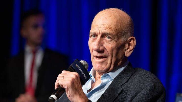 “Israel no ha cometido ningún crimen de guerra, pero fracasó como Gobierno”: Ehud Olmert