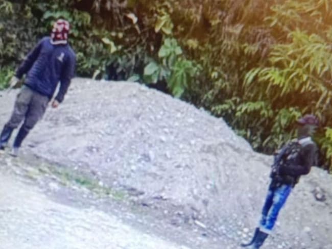 Los encapuchados ingresaron de manera violenta a la vivienda del menor de edad y le dispararon al niño. Foto: Gobernación de Antioquia.