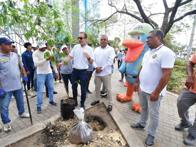 EPA Cartagena celebra Día del Árbol con la siembra de 100 nuevos árboles