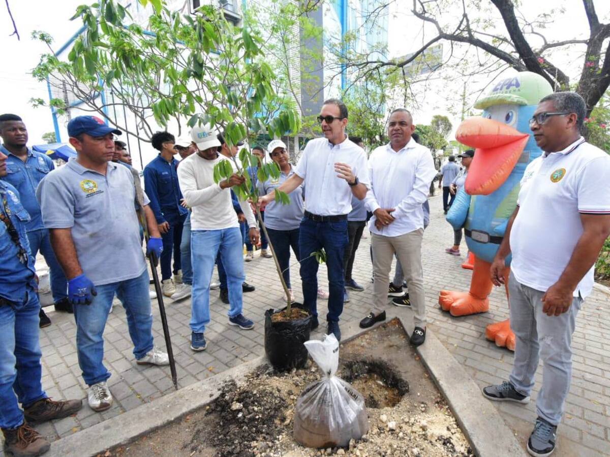 EPA Cartagena celebra Día del Árbol con la siembra de 100 nuevos árboles
