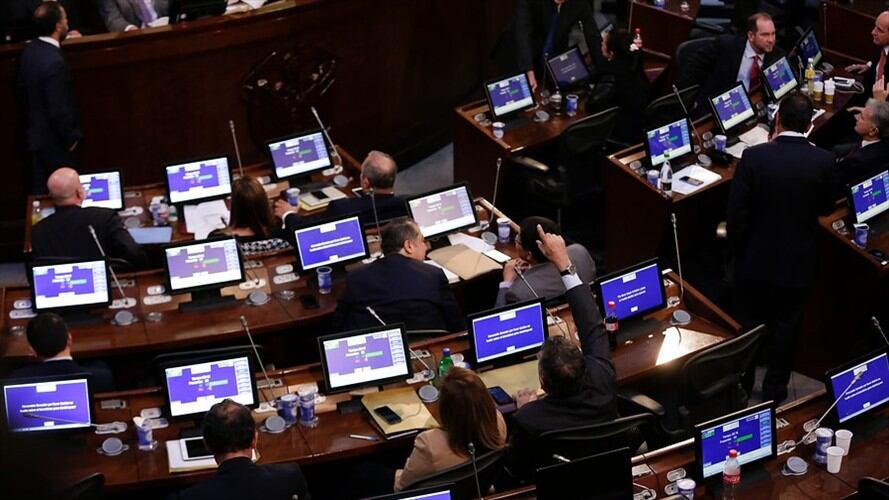 Se recibieron más de 500 proposiciones que buscan hacerle cambios al articulado de la reforma tributaria. Foto: Colprensa - Juan Páez