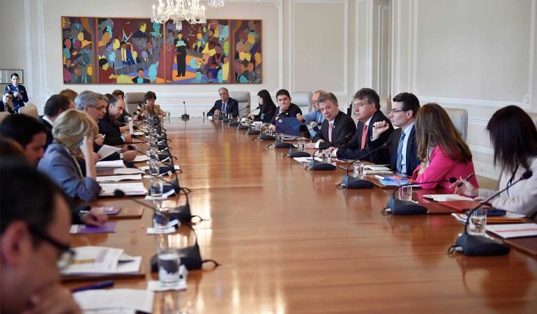El Presidente Juan Manuel Santos en reunión del Consejo de Ministros en la Casa Nariño.