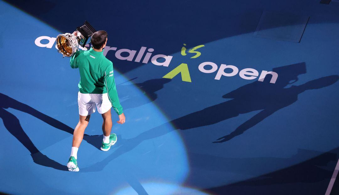 Novak Djokovic, campeón del Abierto de Australia 2020.