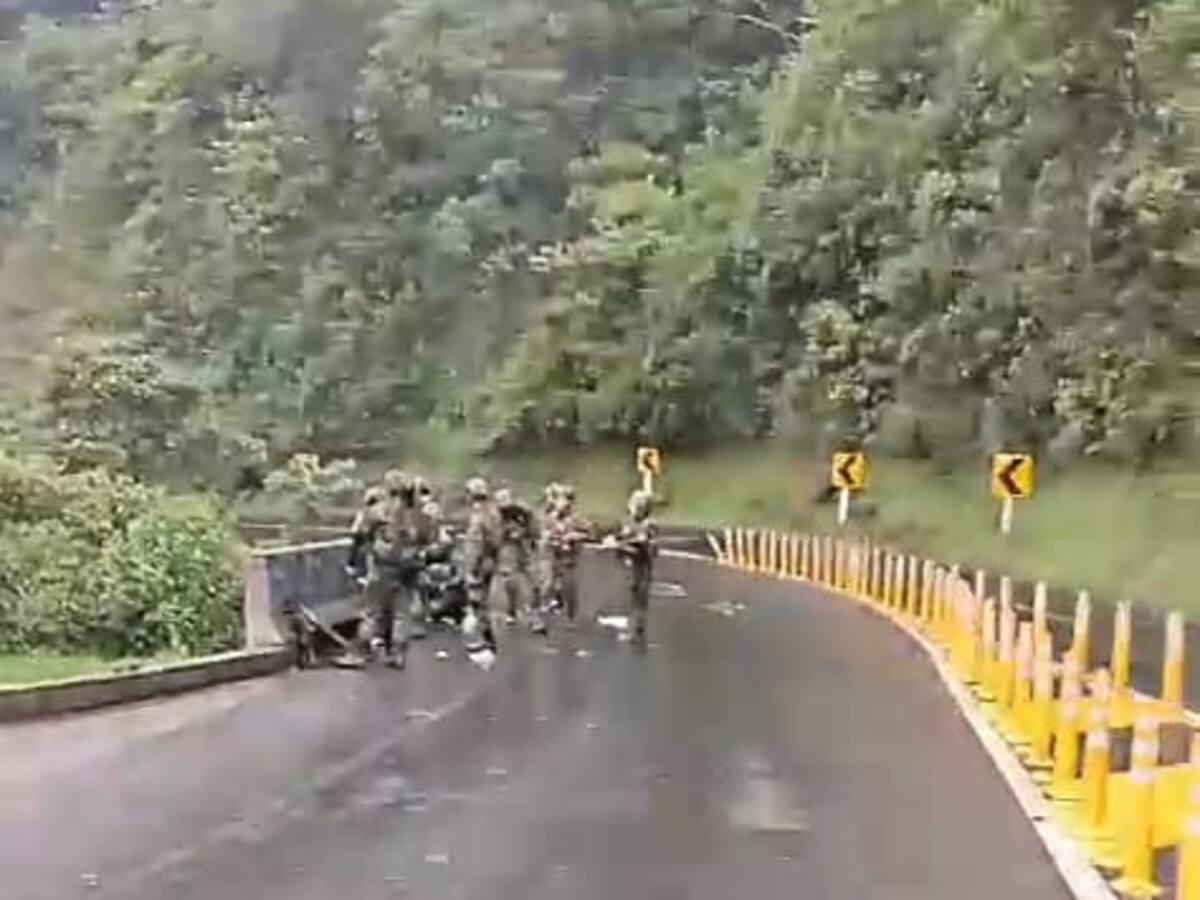 Ejército frustra atentado en la vía Panamericana en Nariño