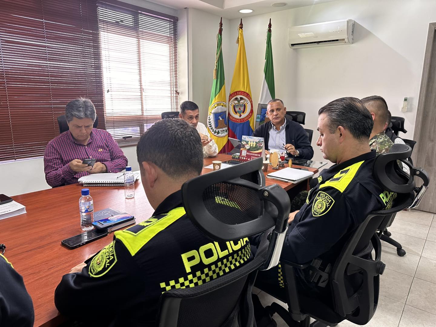 Consejo extraordinario de seguridad en Armenia. Foto: Cortesía alcaldía de Armenia