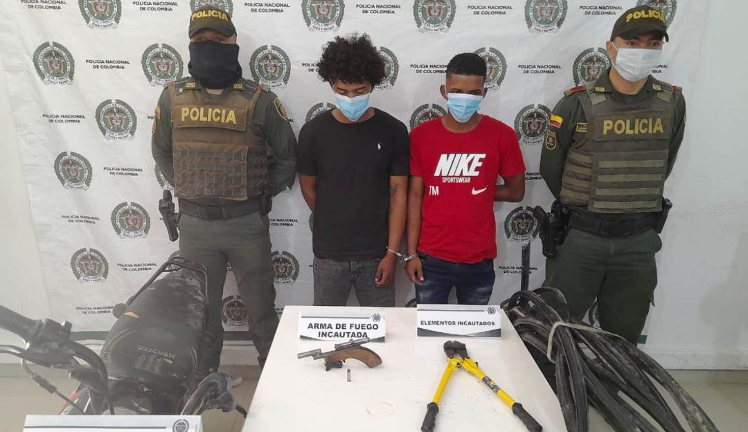 Cinco personas fueron capturadas cuando presuntamente estaban robando cables de redes de servicios públicos en el norte de Bolívar 