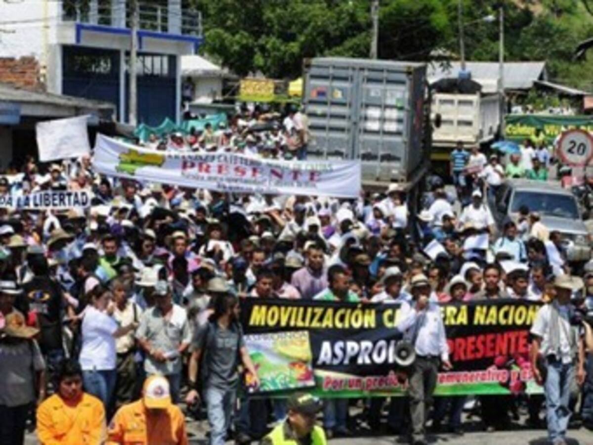 La Policía frustra bloqueos en vías de Nariño, Putumayo, Boyacá y Antioquia