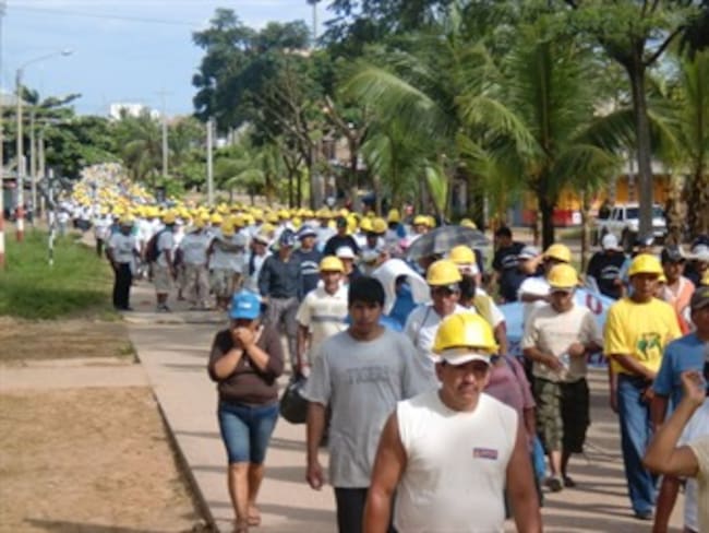 Mineros rompen diálogo en Antioquia pero levantan el paro en Chocó