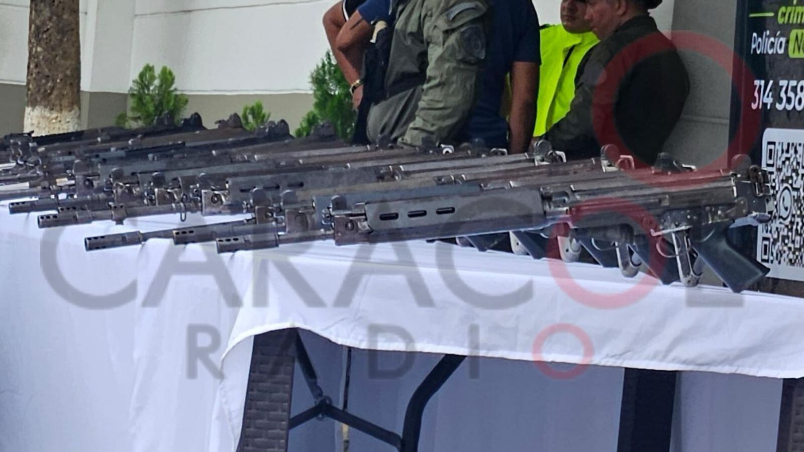 Fusiles incautados en zona rural de Cúcuta. / Foto: Cortesía.