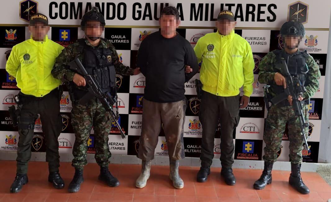 Alias Pablo acusado de asesinar firmantes de paz en Antioquia- foto Cuarta Brigada