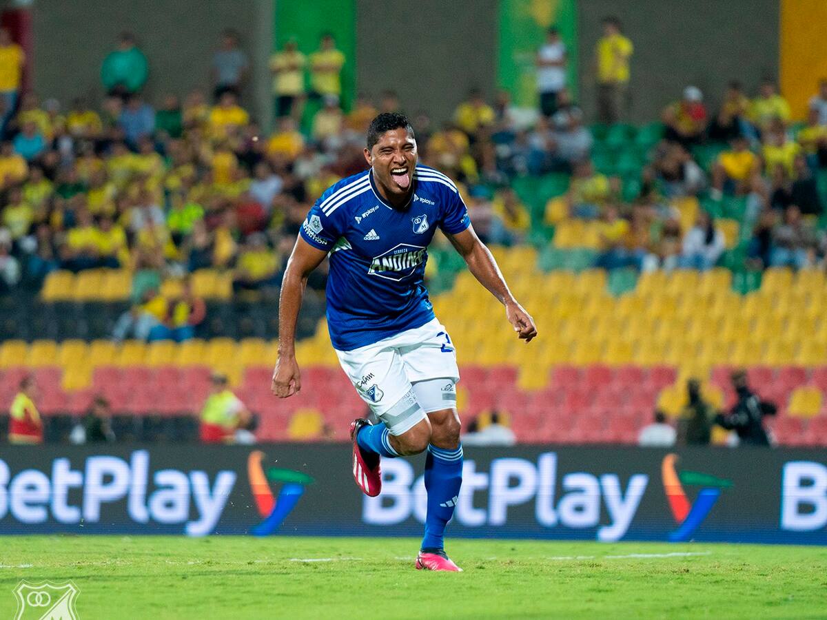 Con nómina mixta, Millonarios venció al Bucaramanga y es líder parcial de la Liga