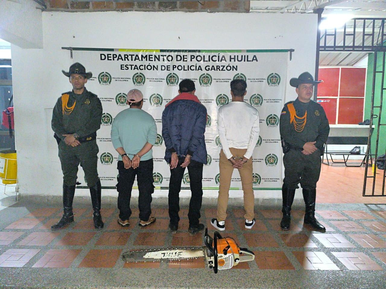 afectación y 0.65 metros cúbicos de madera de especie Nogal. Foto Policía Huila