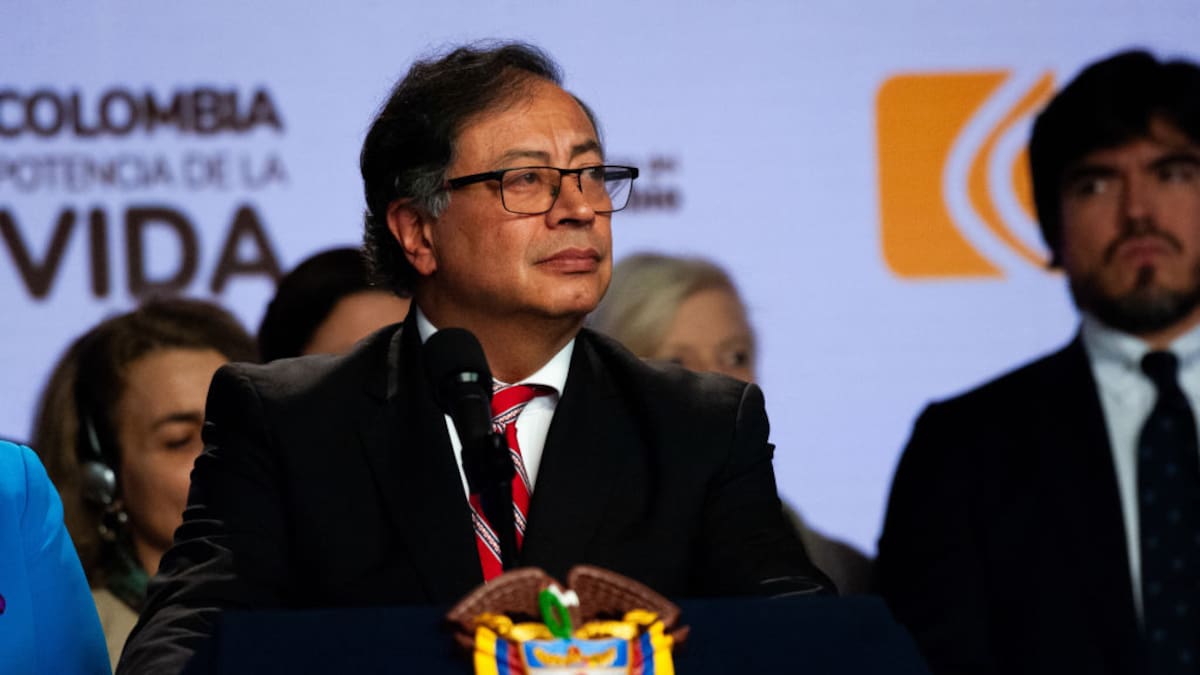 Sube la opinión favorable de los colombianos sobre el presidente: Polimétrica