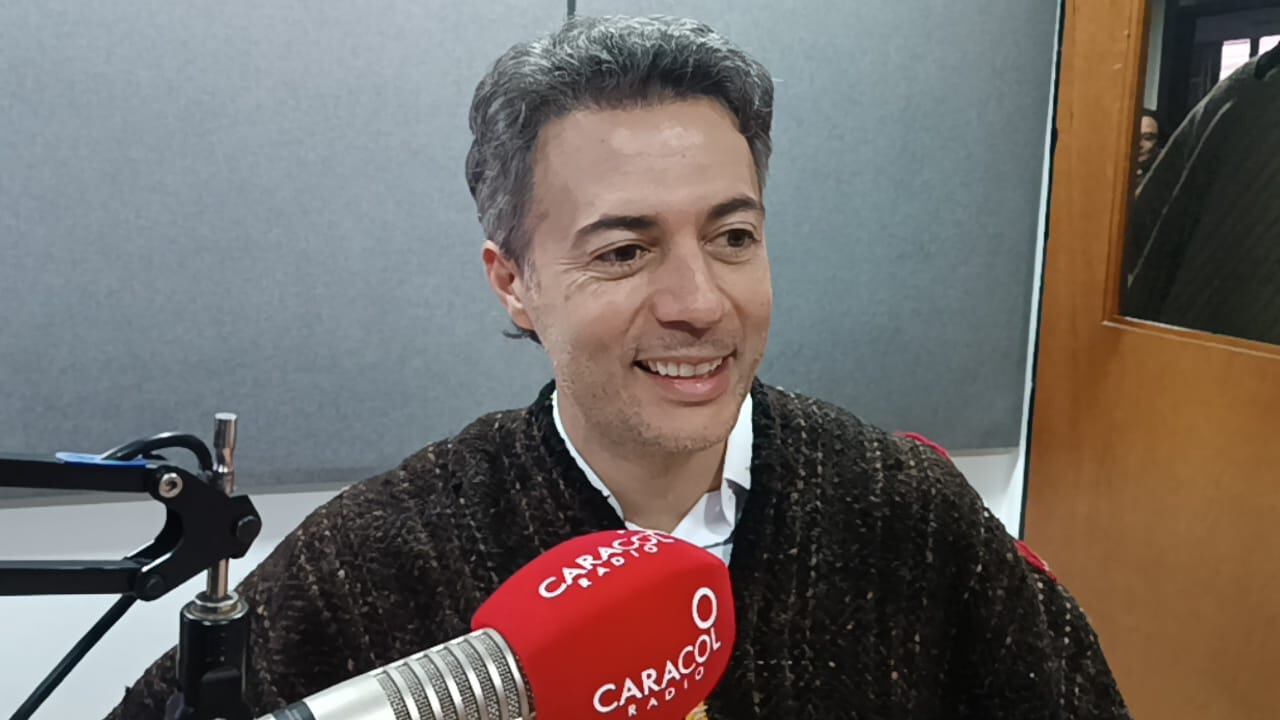 Daniel Quintero precandidato presidencial en Caracol Radio Tunja / Foto: Caracol Radio
