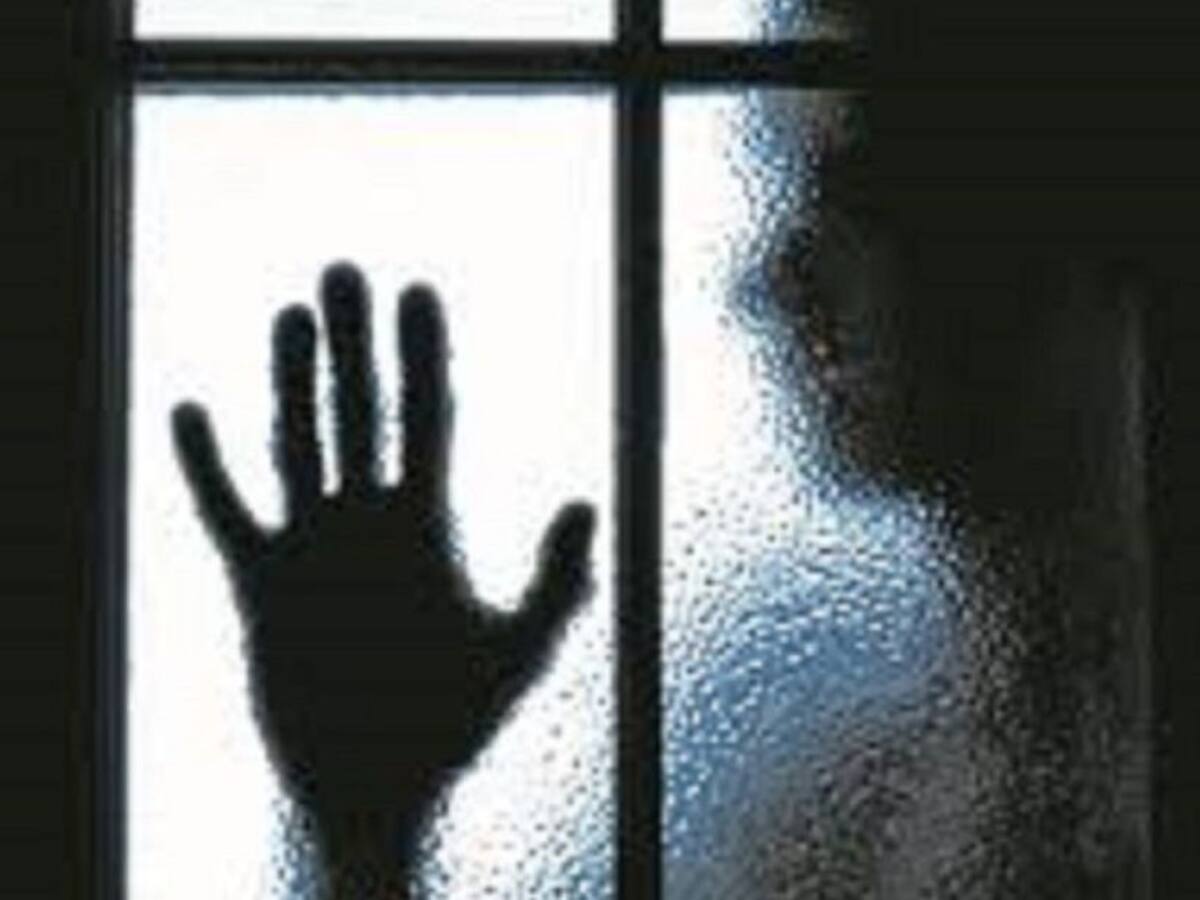 En enero, los bomberos rescataron once personas que intentaron suicidarse