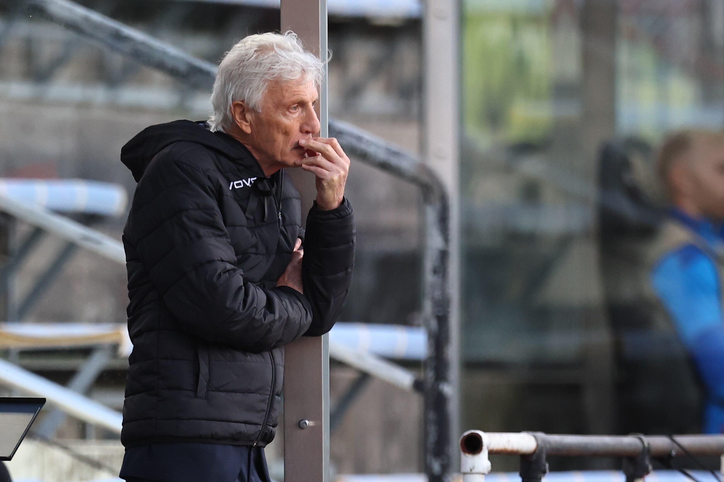 José Pékerman, durante uno de sus 10 partidos al frente de Venezuela. (Photo by Robbie Jay Barratt - AMA/Getty Images)