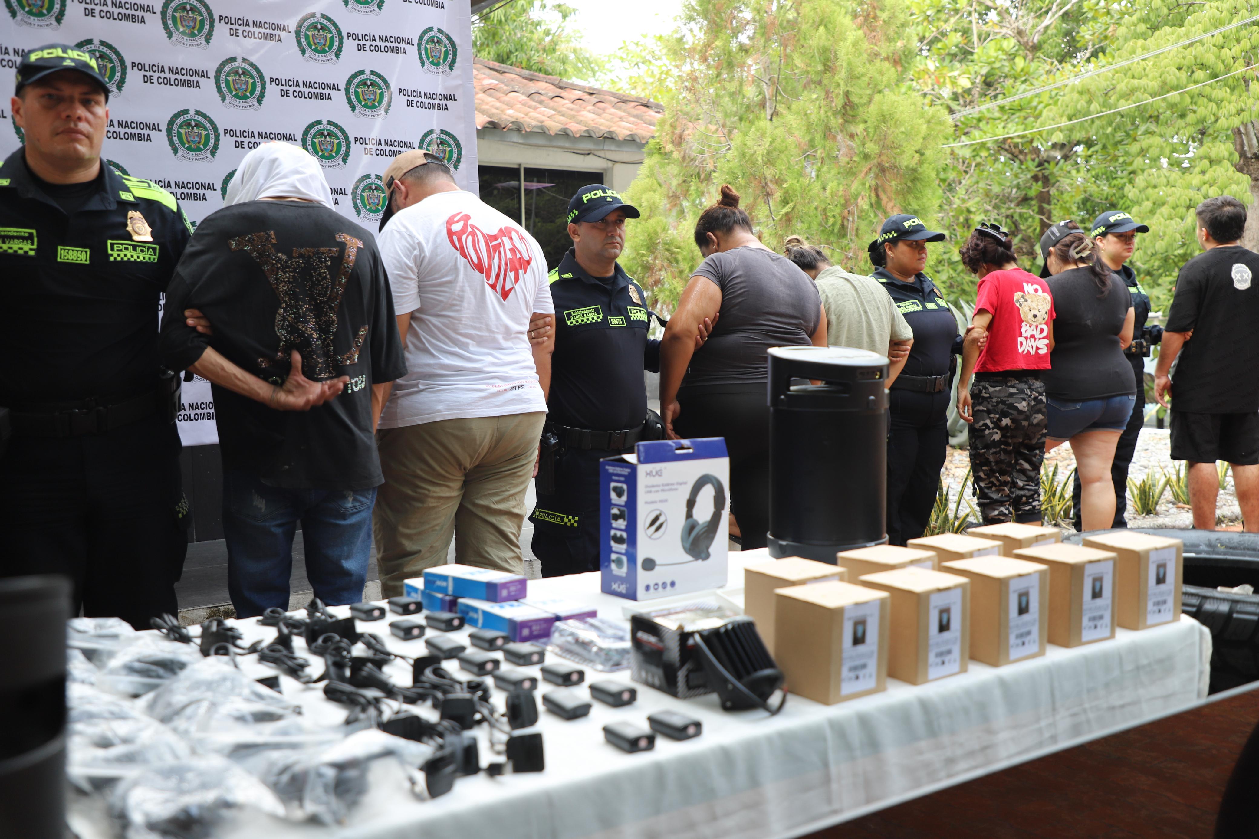 Integrantes de 'Los corredores' capturados. Foto: Policía Caldas.