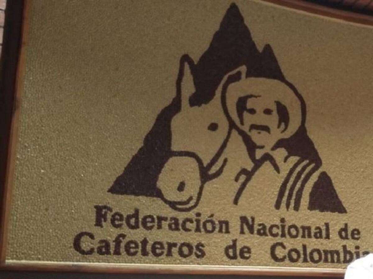 No podemos cantar victoria: FNC sobre decisión de EE.UU. de mantener arancel del 10% a Colombia