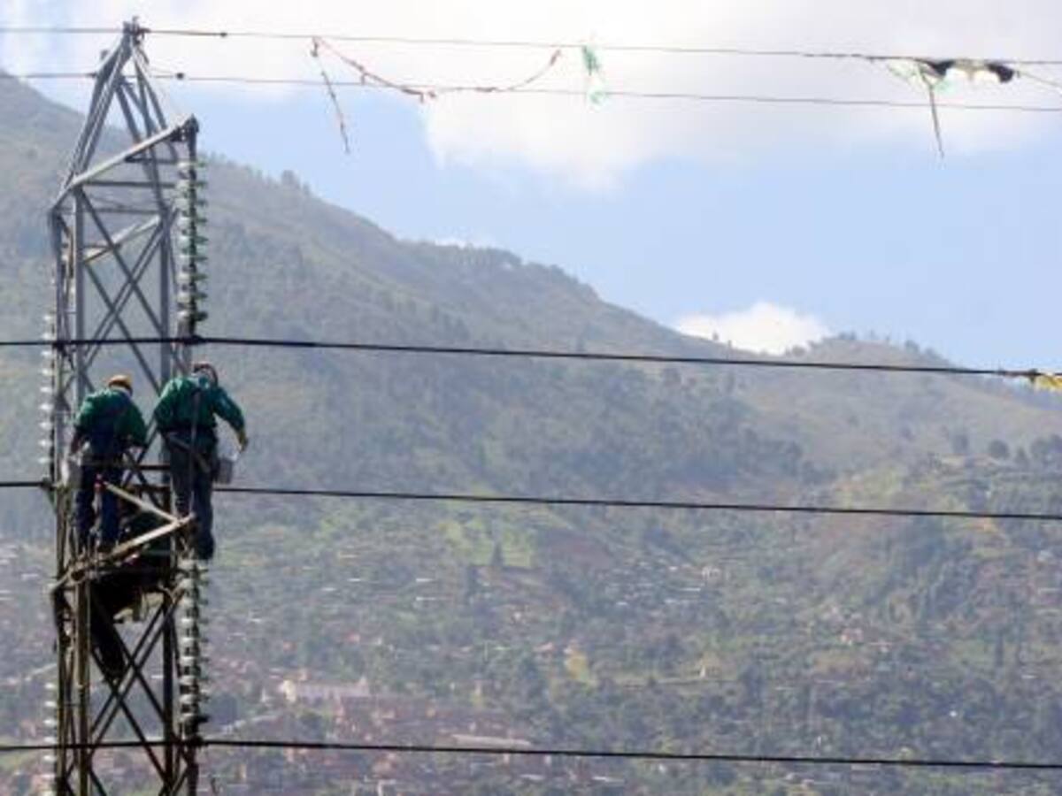 Este año 200.000 colombianos prendieron por primera vez la luz