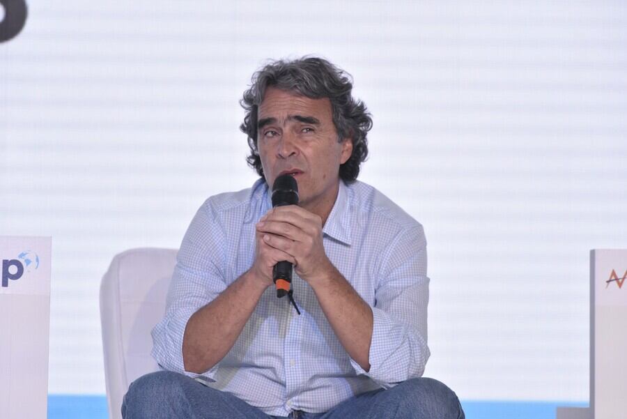 “No tiene justificación política la presencia de Molano como ministro de Defensa”: Fajardo. Foto: Colprensa.