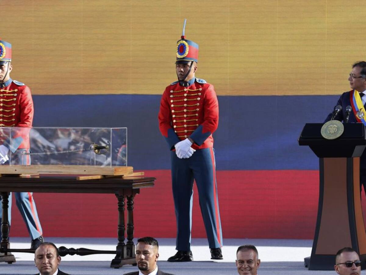 Espada de Bolívar en posesión de Petro hoy: ¿Cuál es su significado?