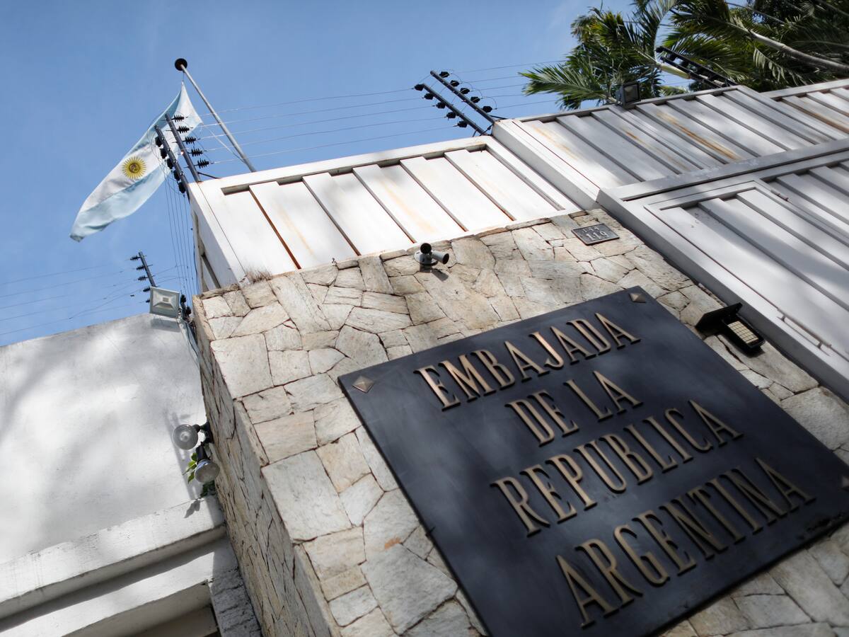 La embajada de Argentina en Caracas quedó sin electricidad