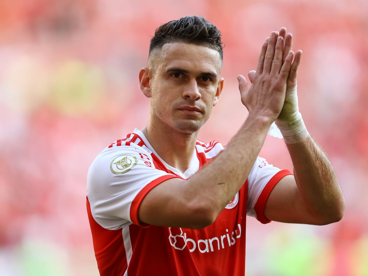 Video: Rafael Santos Borré le dio la victoria al Inter ante Gremio con un golazo