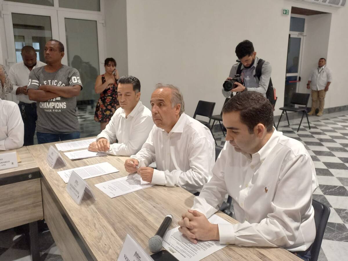 Gobierno reconoce fallas en consultas sobre el Dique y firma “acuerdo de voluntades”