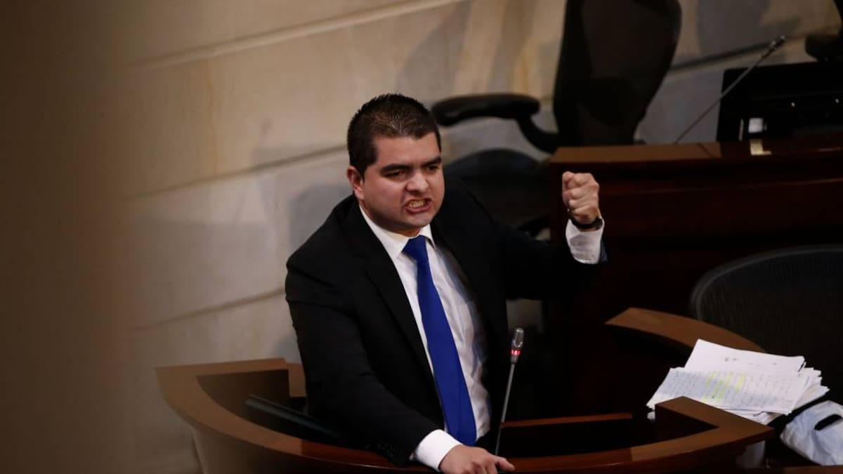 Corte deja sin efecto decisión disciplinaria de la UdeM contra Julián Bedoya