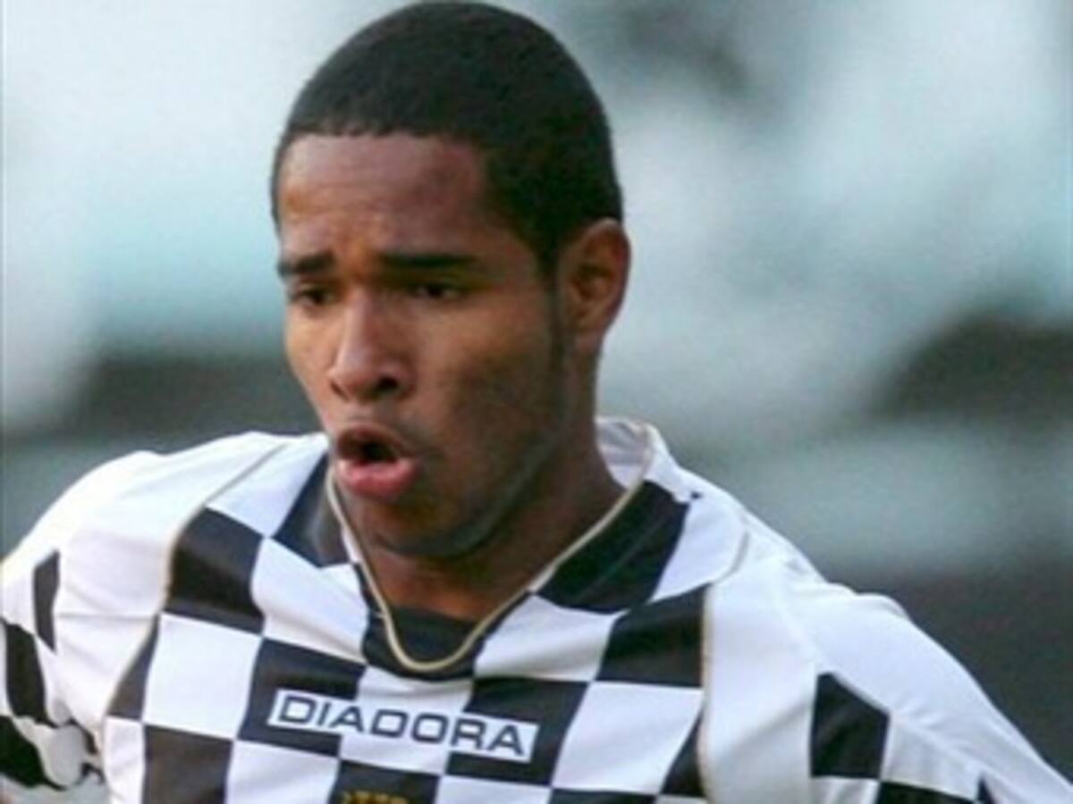 Técnico pide la continuidad de Brayan Angulo con Deportivo La Coruña