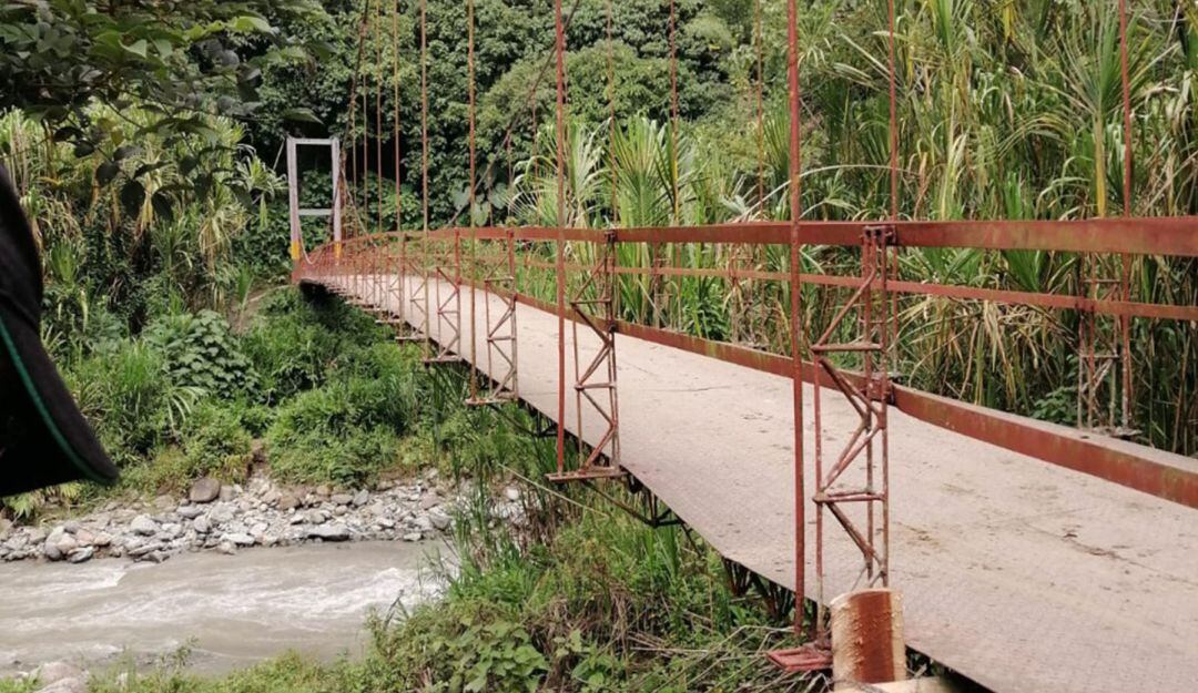Puente en el Cañón del Combeima 