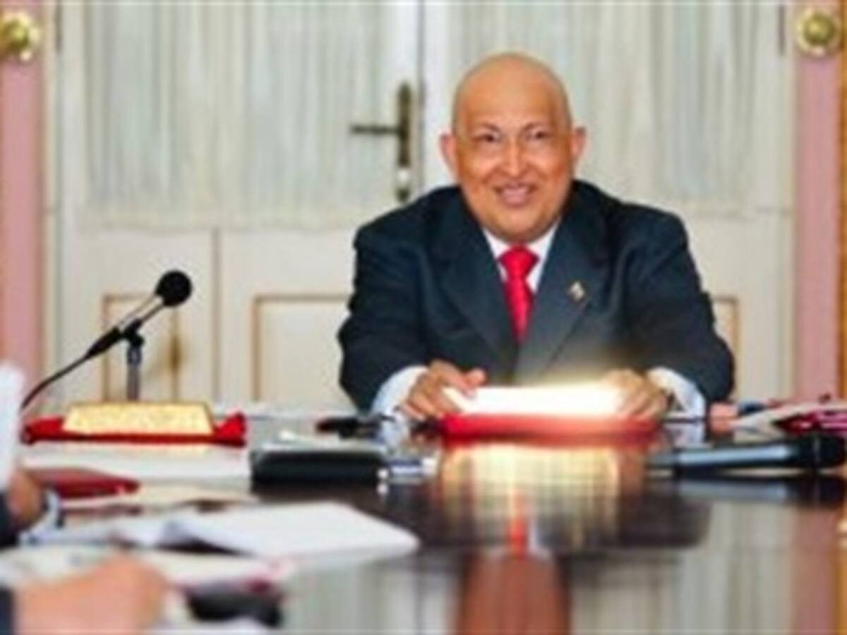 Chávez firma decreto para nacionalizar oro y anuncia repatriación 'ordenada'