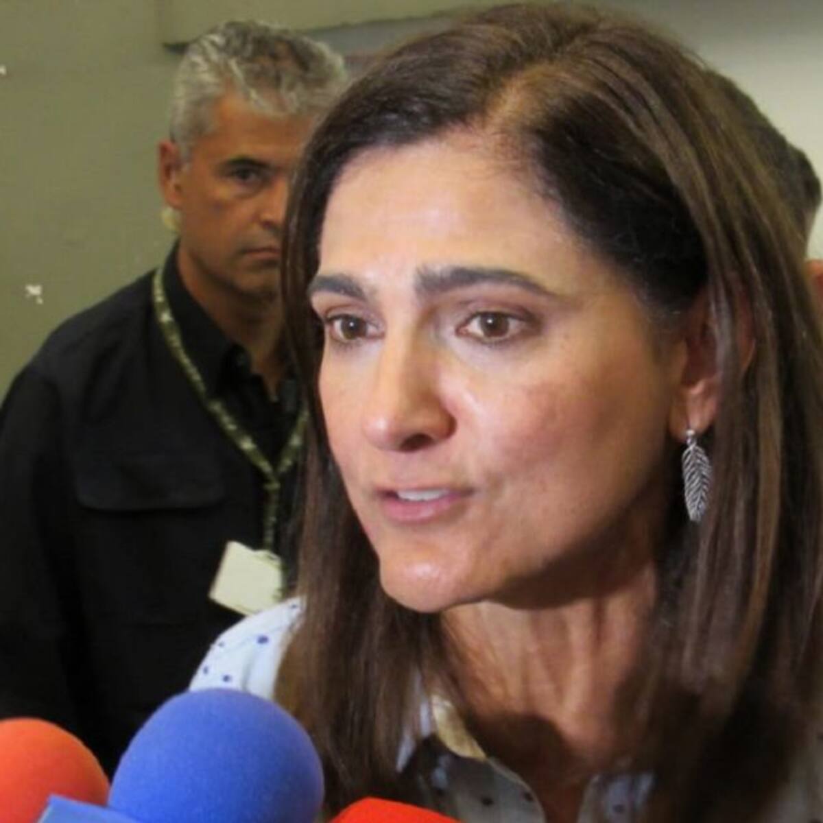 Ministra de Transporte reitera apoyo total para Aerocafé
