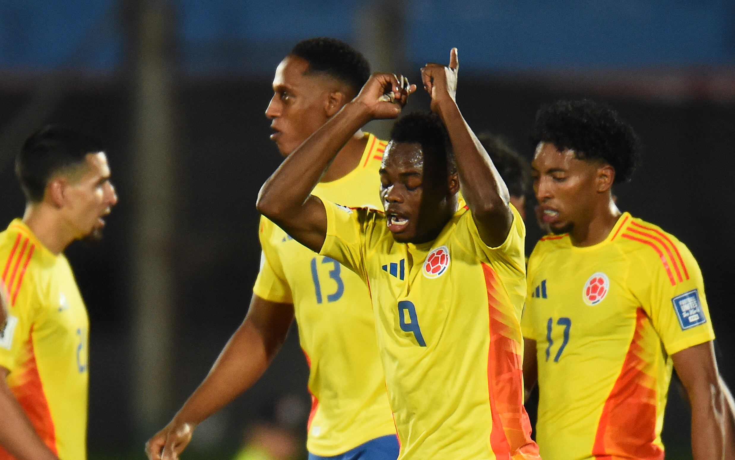Carlos Gómez festeja su gol ante Uruguay. (Photo by DANTE FERNANDEZ/AFP via Getty Images)